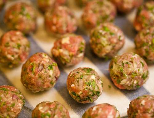 HOW TO MAKE PERFECT JUICY MEATBALLS